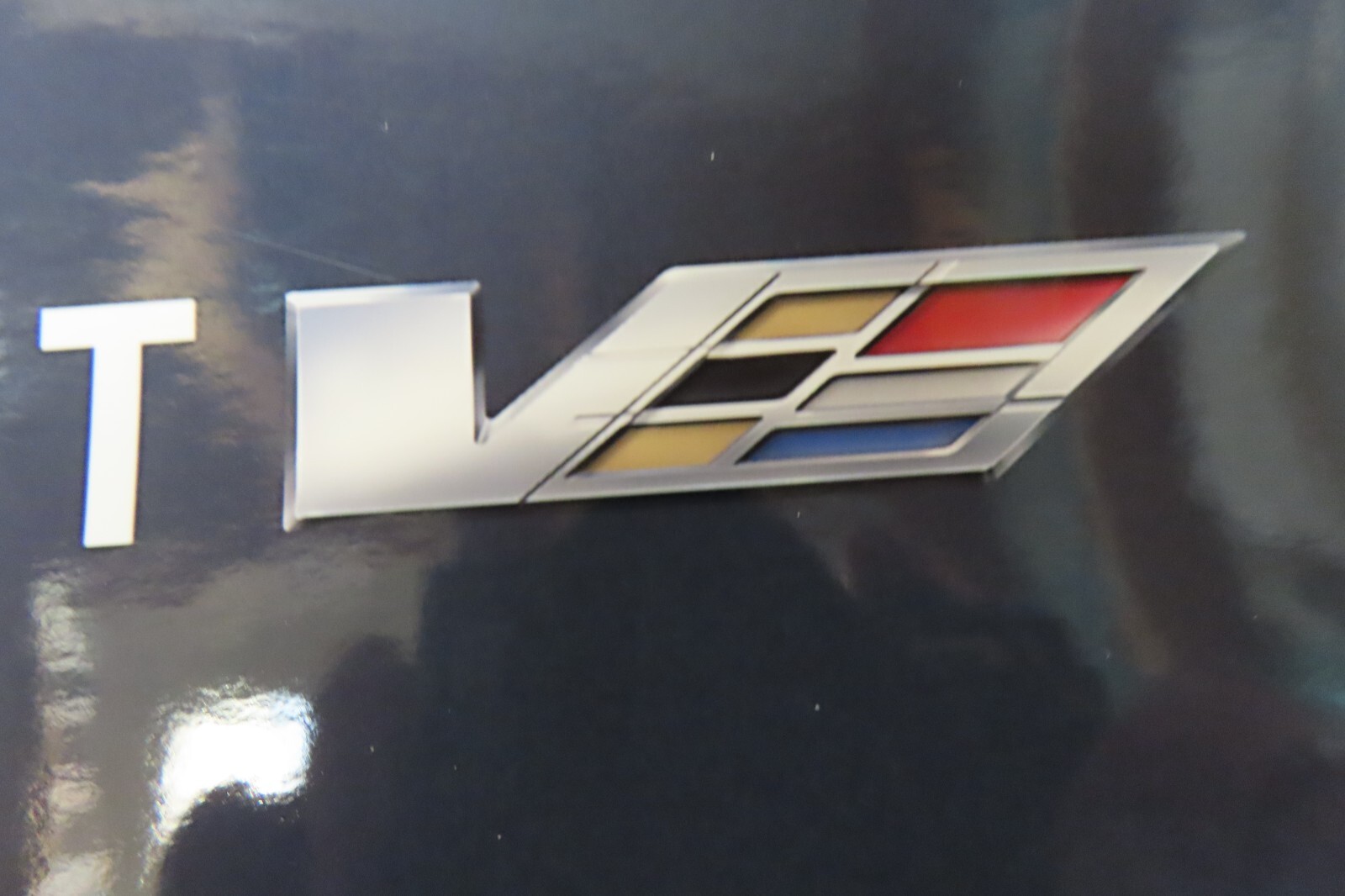 Factory GM original dealership Cadillac XLR-V, V series factory poster showroom