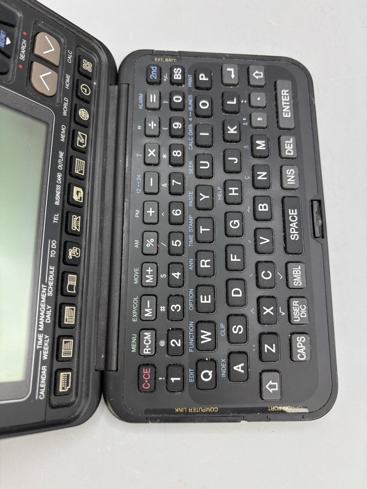 Vintage SHARP YO-600 Electronic Organizer