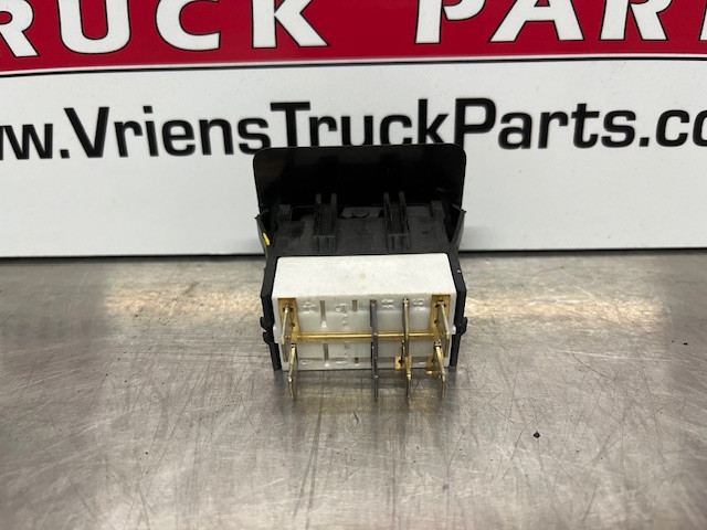 PETERBILT SWITCH-DUAL AXLE CROSS LOCK P27-1178-059