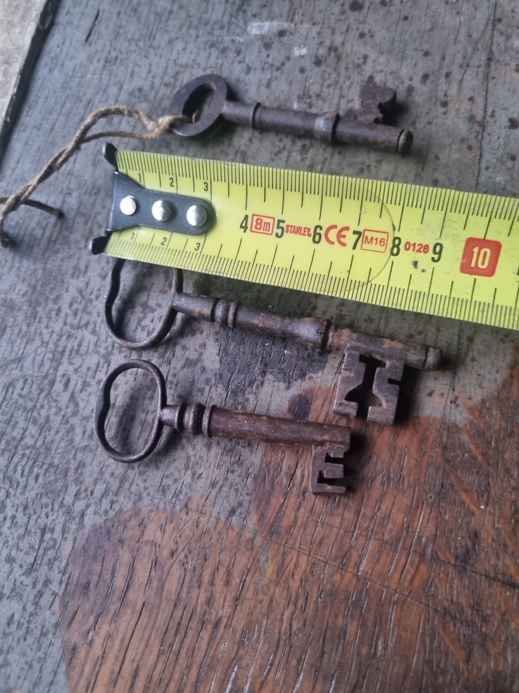 Antique 4 Skeleton Key