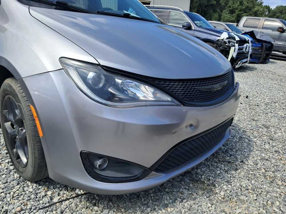 PACIFICA 2018 Glove Box 4781603