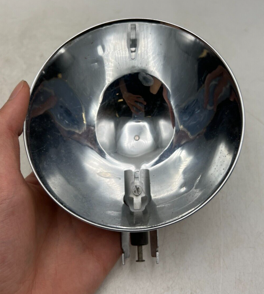 Vintage Graflex 5" Reflector Attachment For 2 or 3 Cell Red Button Flash Handle