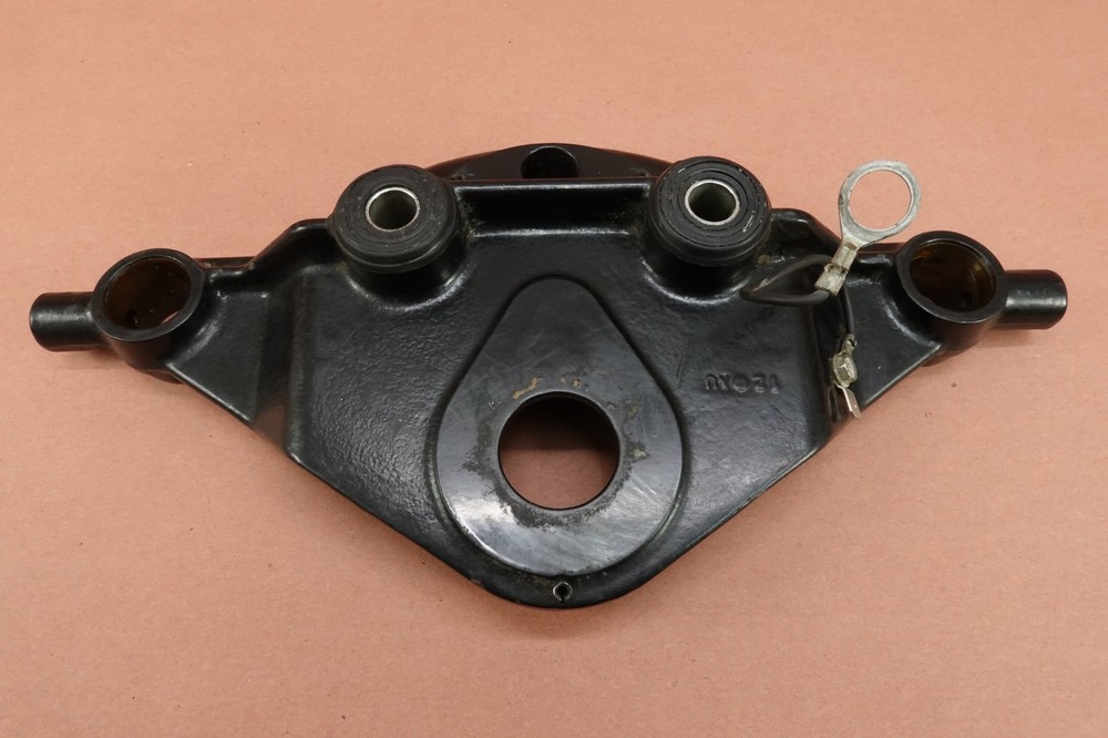 2000-2006 Harley Davidson FLHT Electra Glide UPPER TRIPLE TREE FORK CLAMP