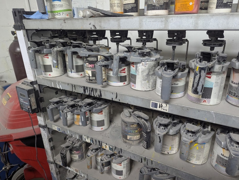 AXALTA PAINT MACHINE WITH TINTS