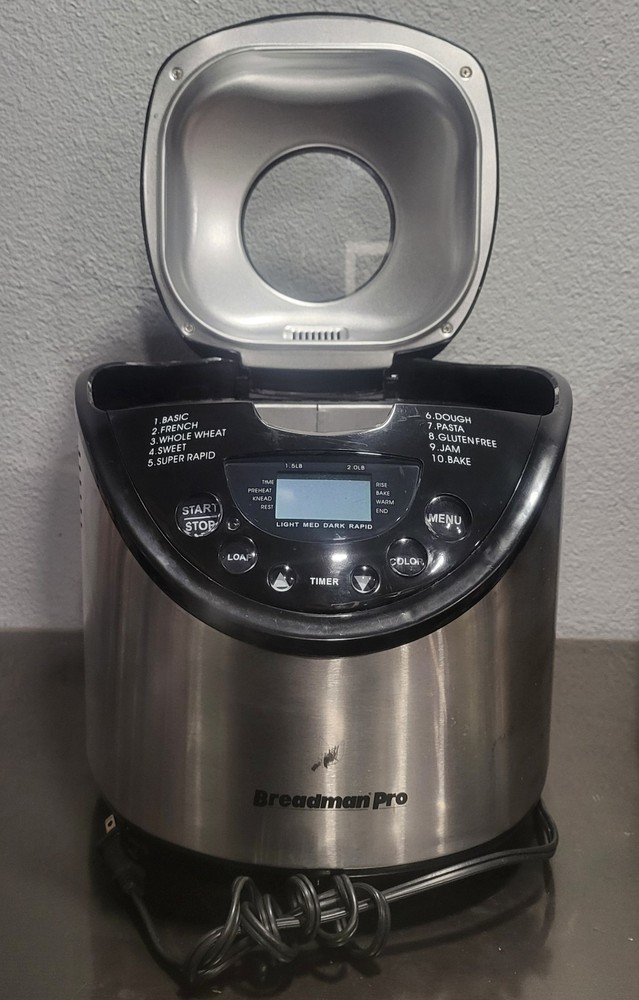 Breadman Pro TR875 Automatic Bread Maker/Making Machine 2lb great gift or keeper