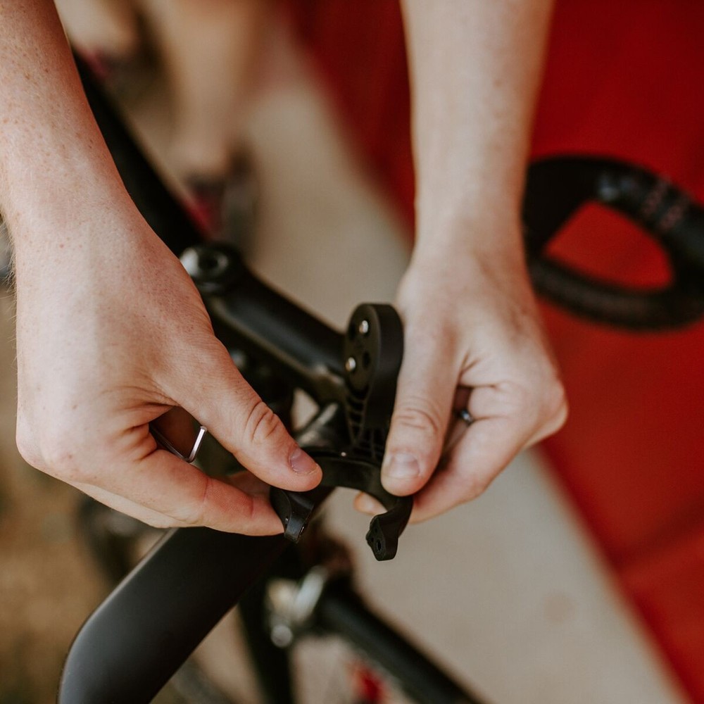 KOM Cycling Wahoo Computer Mount - ELEMNT Black, One Size