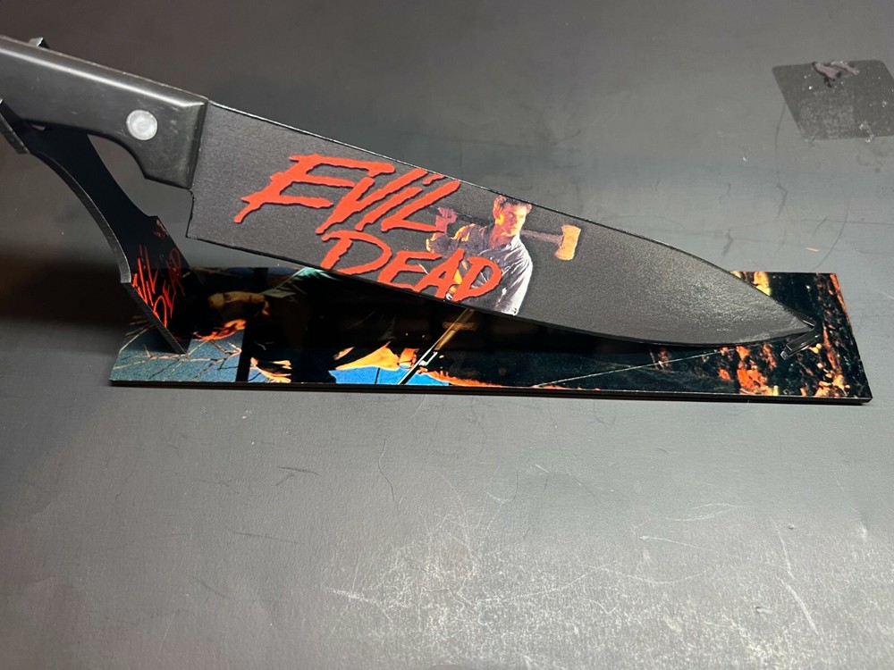Evil Dead 1981 Knife With Sublimated Stand