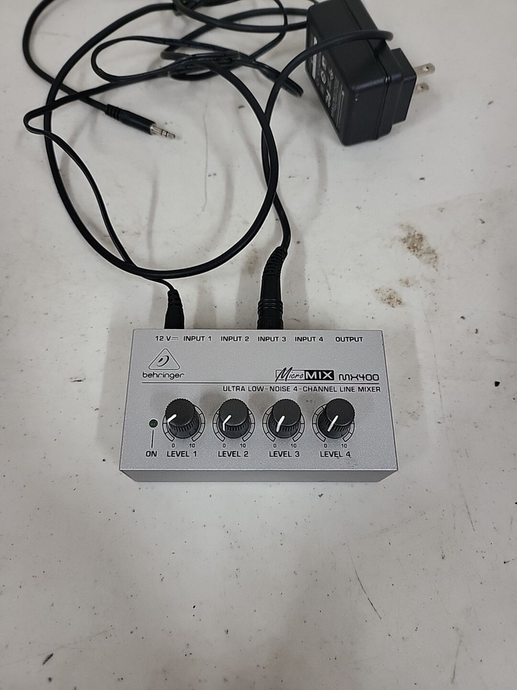 Behringer HA400