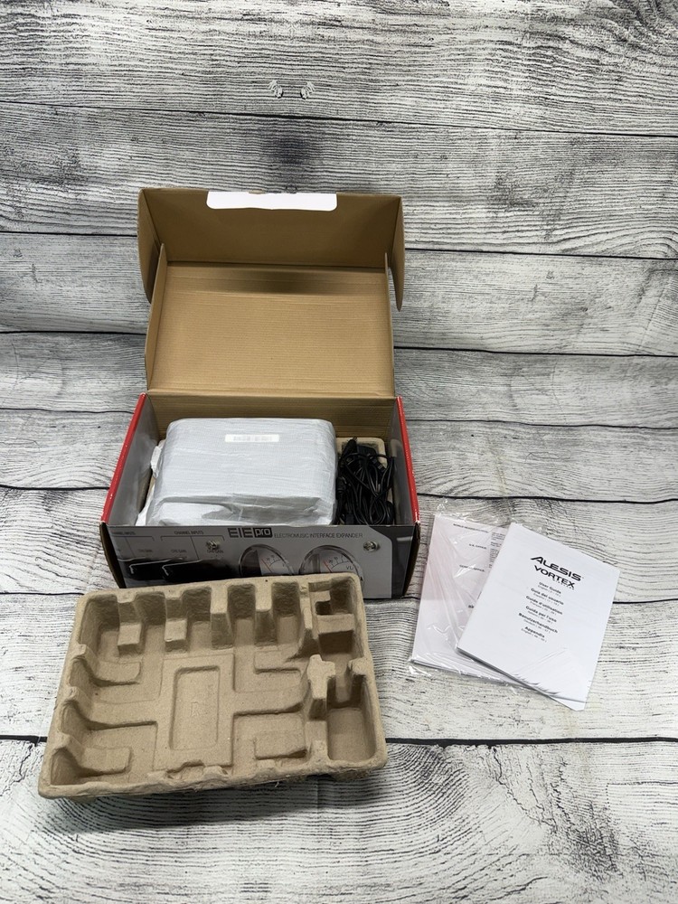 Akai Professional EIE Pro Electromusic Interface Expander USB Audio Interface