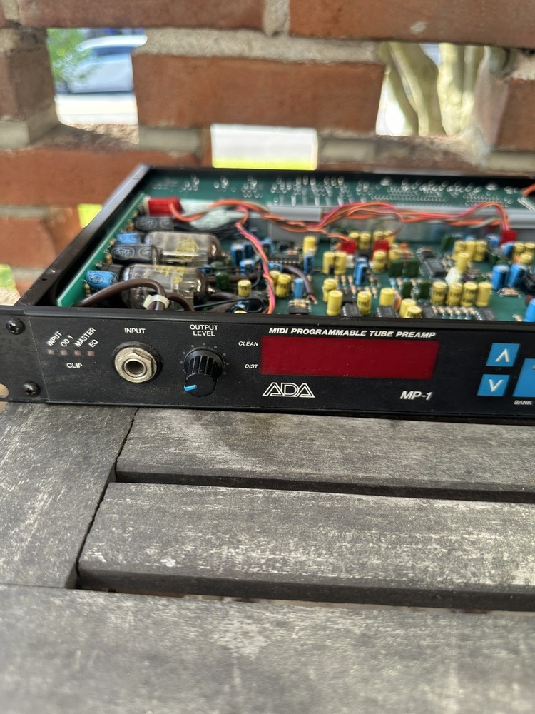 ADA MP-1 Guitar Rack Multi Effect Processor Tube Preamp
