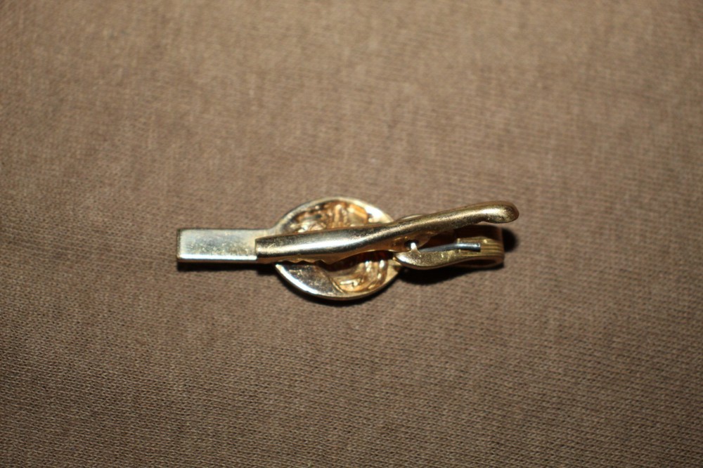 Original WW2 U.S. Marine's 'EGA' Metal Uniform Tie Clip