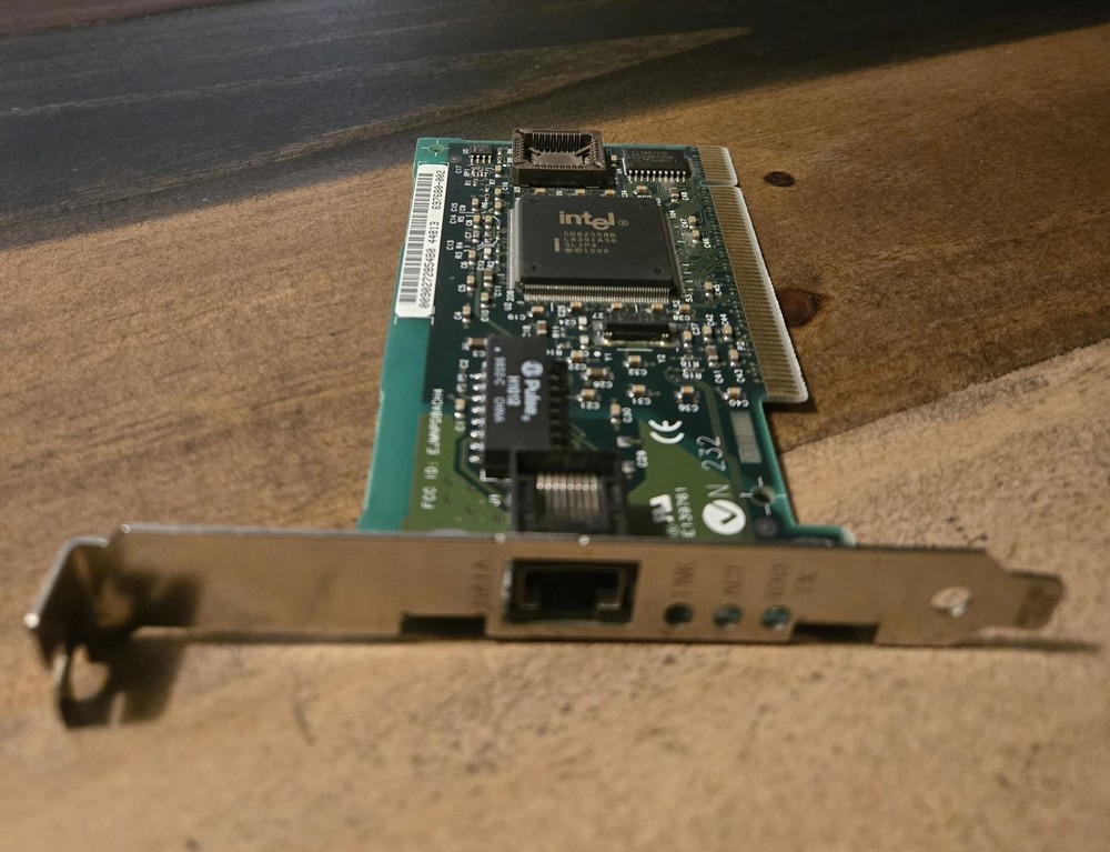 INTEL 697680-002  PCI 100TX ETHERNET ADAPTER