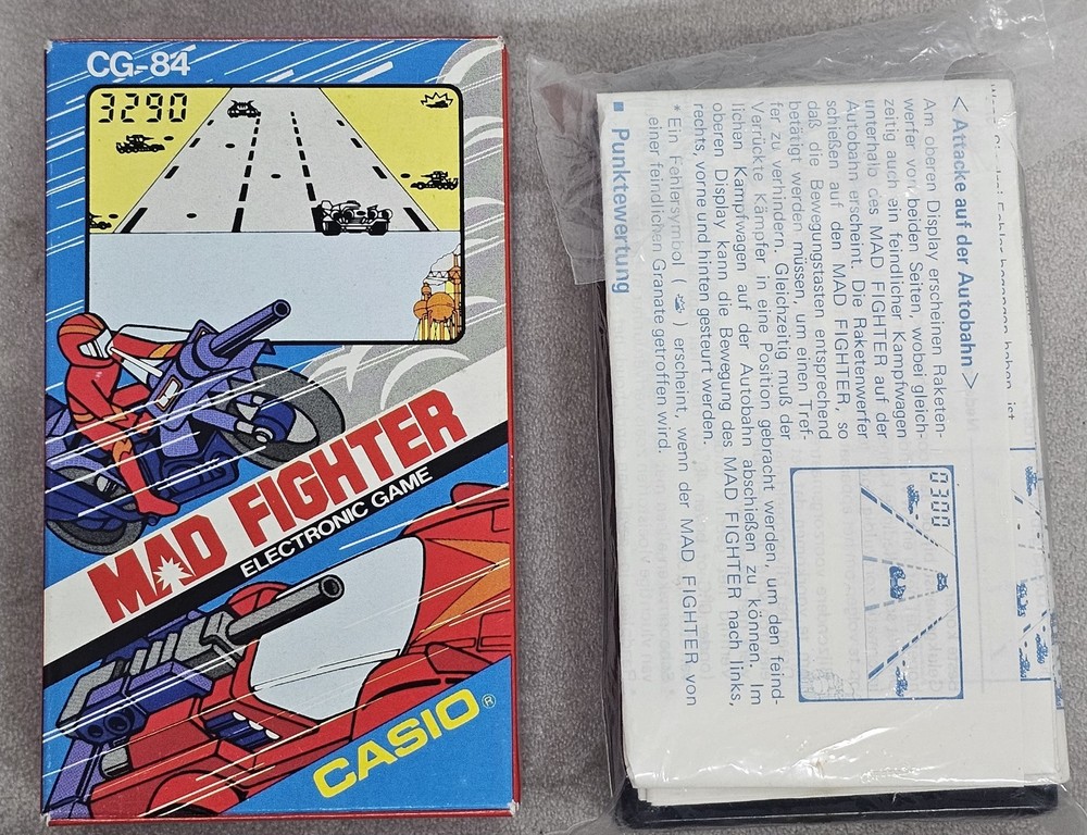 Casio Electronic Game Mad Fighter CG-84 Mint