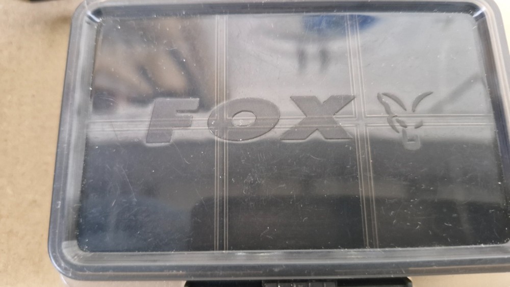 Fox Deluxe Medium Single F-Box