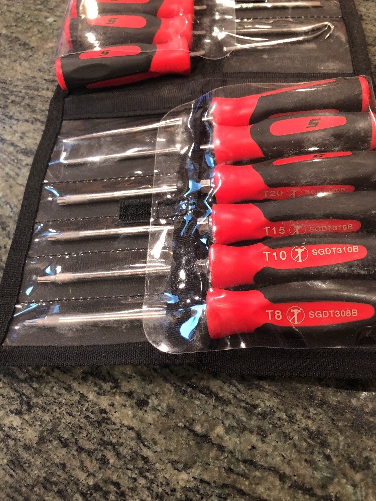 Snap On sgmini12ar 12 pc mini pic, screwdriver & torx set red