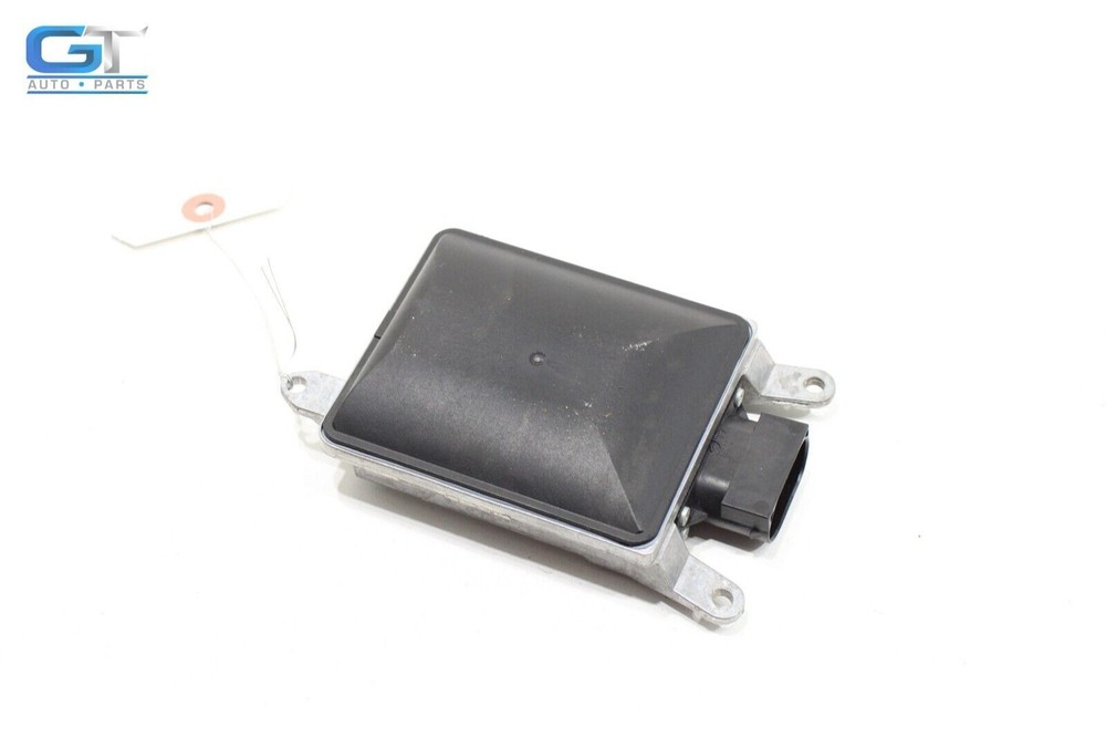2015 - 2018 AUDI Q3 REAR BUMPER LEFT SIDE BLIND SPOT RADAR SENSOR MODULE OEM