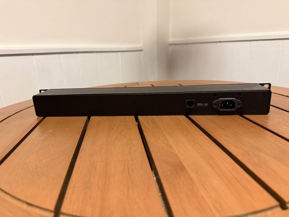 Wattbox WB-600-FP Rack Mountable Faceplate Display - Great Condition