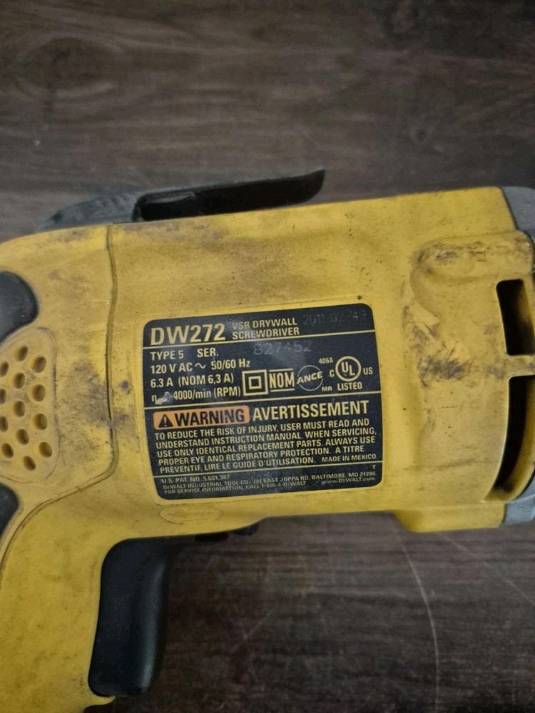 DEWALT DW272 VSR Drywall Screwdriver