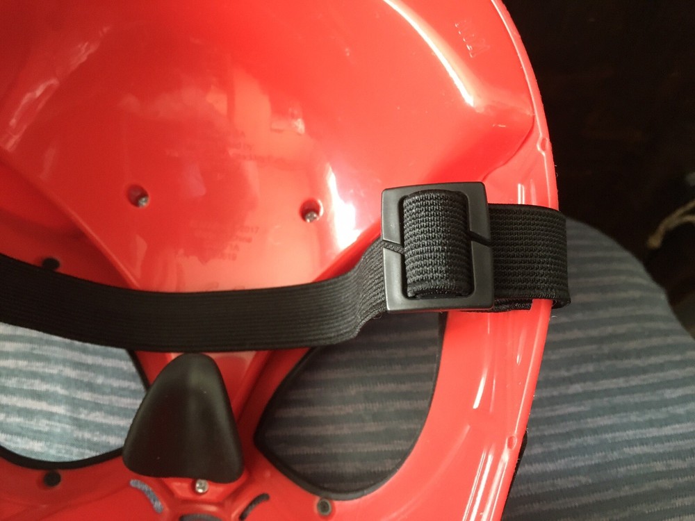 Marvel Spider-Man adjustable Talking Mask by Hasbro SA 2017