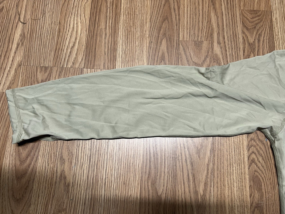 US Military Thermal Silkies Layer 1 SET - TOP & BOTTOM USED LARGE REGULAR