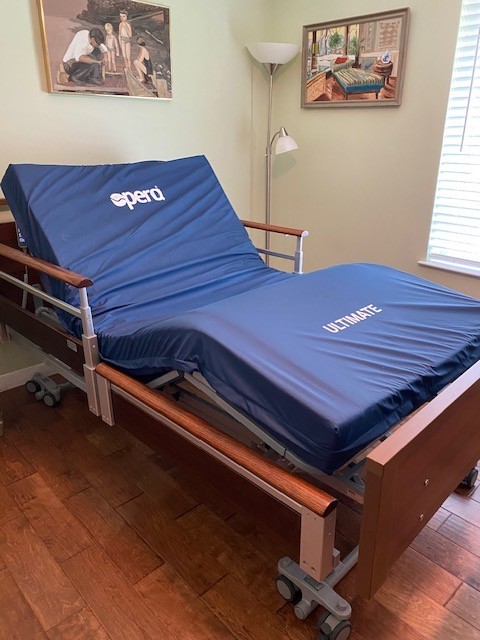 Hospital Bed - Sondercare from Opera 48"