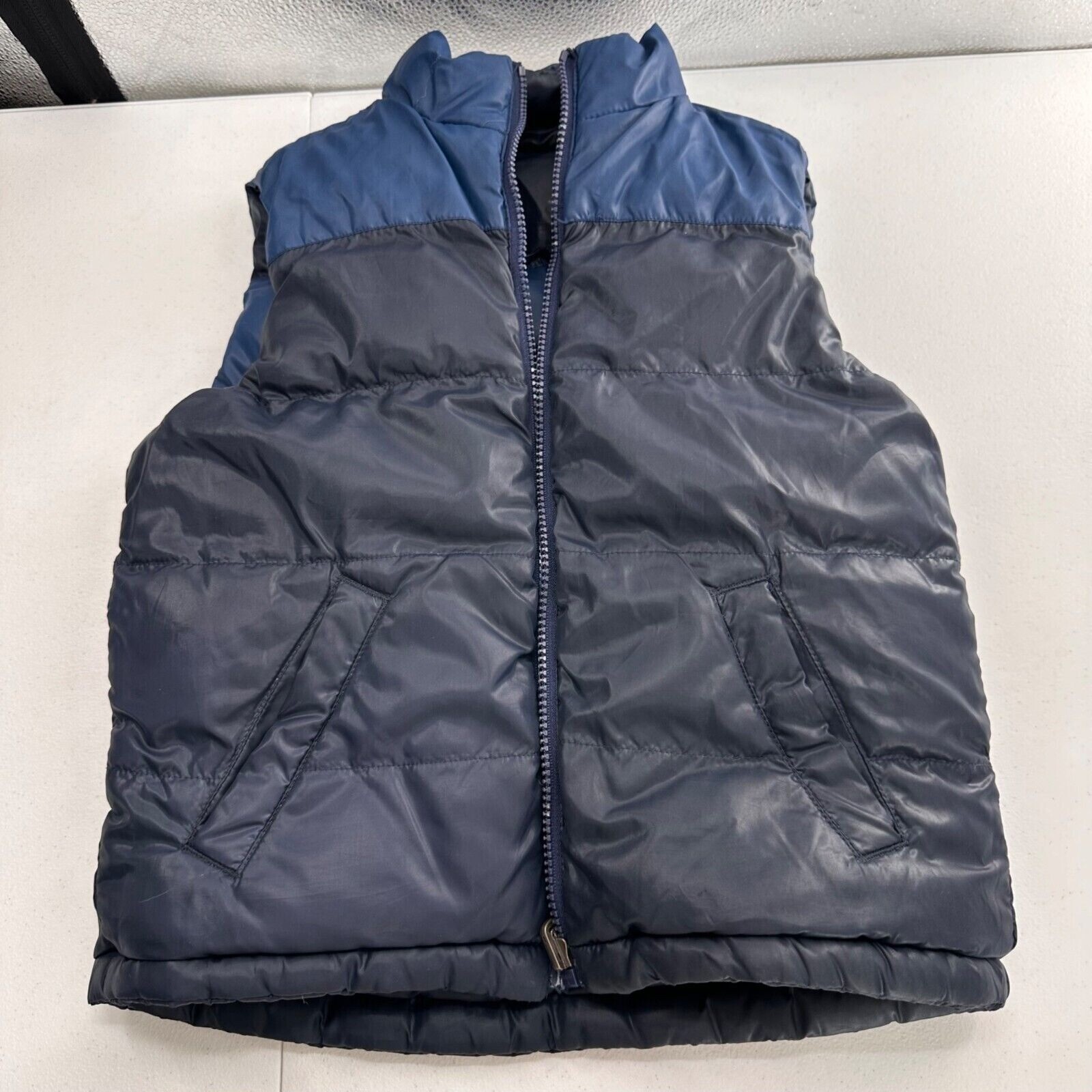 The Childrens Place XS 4 Navy Blue Puffer Vest Zipper Pockets Winter Insulated