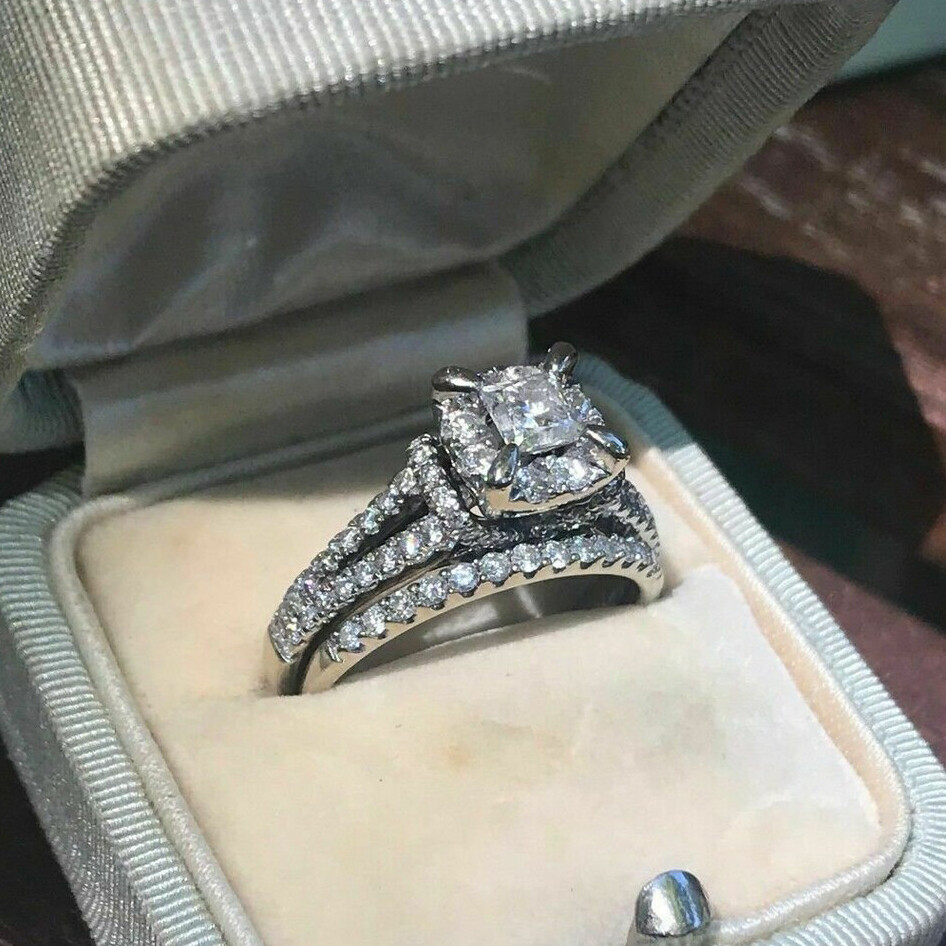 1.8Ctw White Princess Cut Simulated Diamond Wedding Ring Matching 925 Silver Set