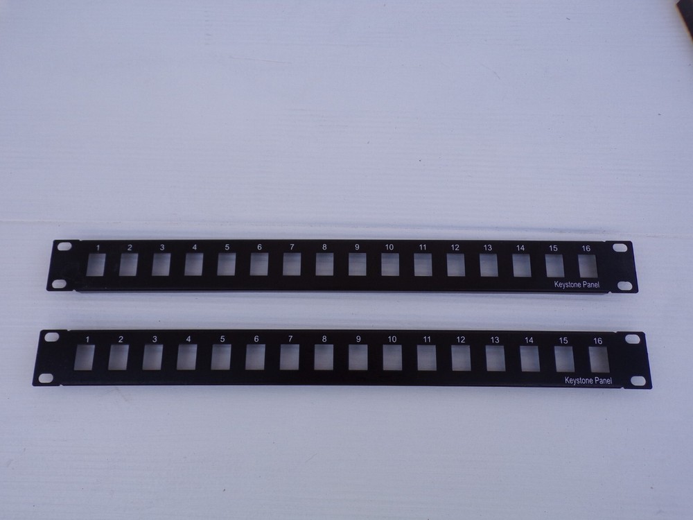 Lot 2 16- Port blank Keystone Patch Panel