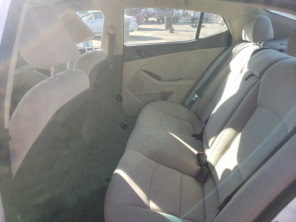 OPTIMAKIA 2015 Glove Box OEM