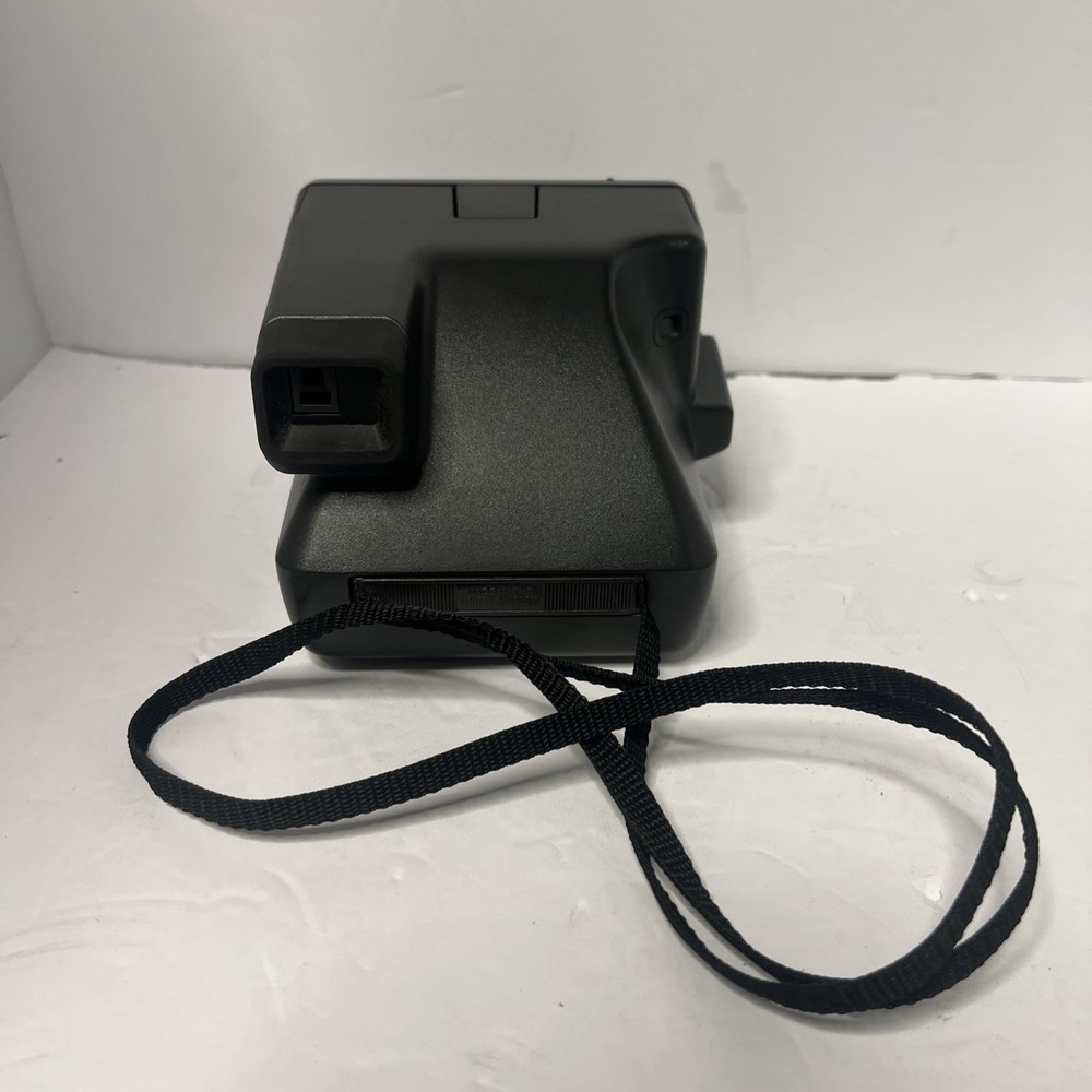 Polaroid One step Auto Focus Digital Exposure System Untested Instant Camera 600