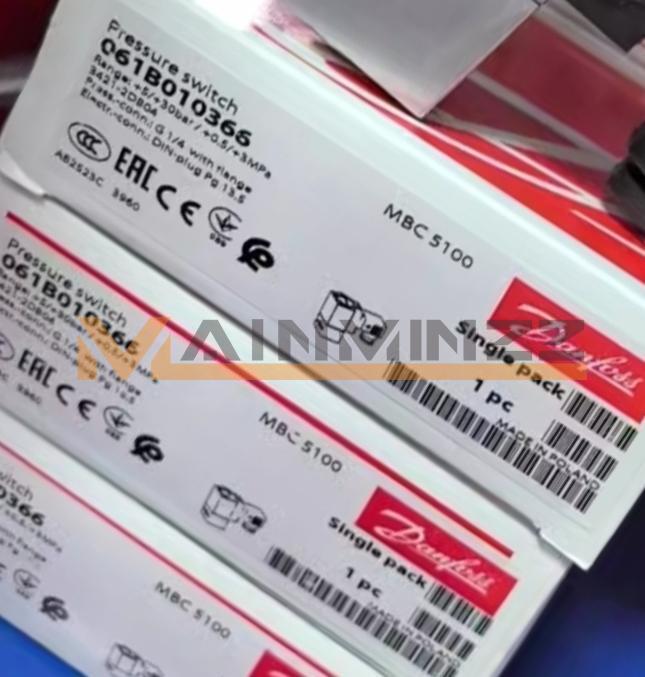 One New Danfoss 061B010366 pressure switch