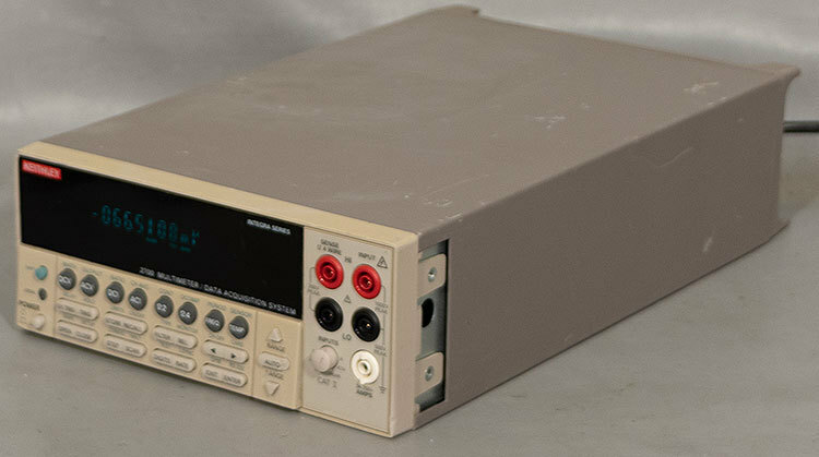 Keithley 2700 Multimeter/Data Acquisition/Switch System w/7700 20-Ch Multiplexer