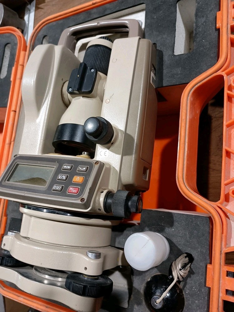 Pentax ETH-20F Digital Electronic THEODOLITE TRANSIT