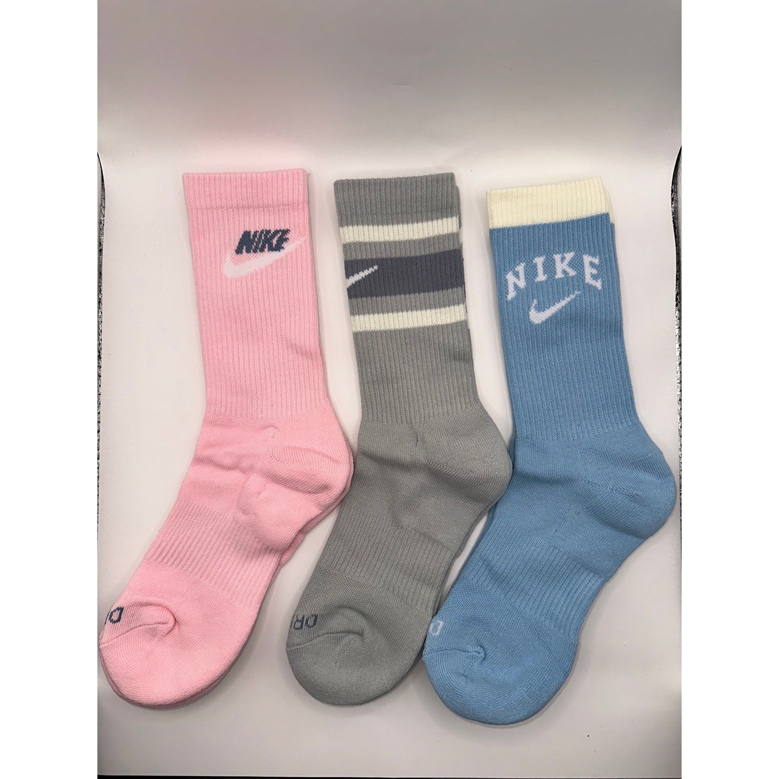 3 Pairs NIKE Everyday Plus Cushioned Crew Socks Colorful Dri-Fit Size Medium