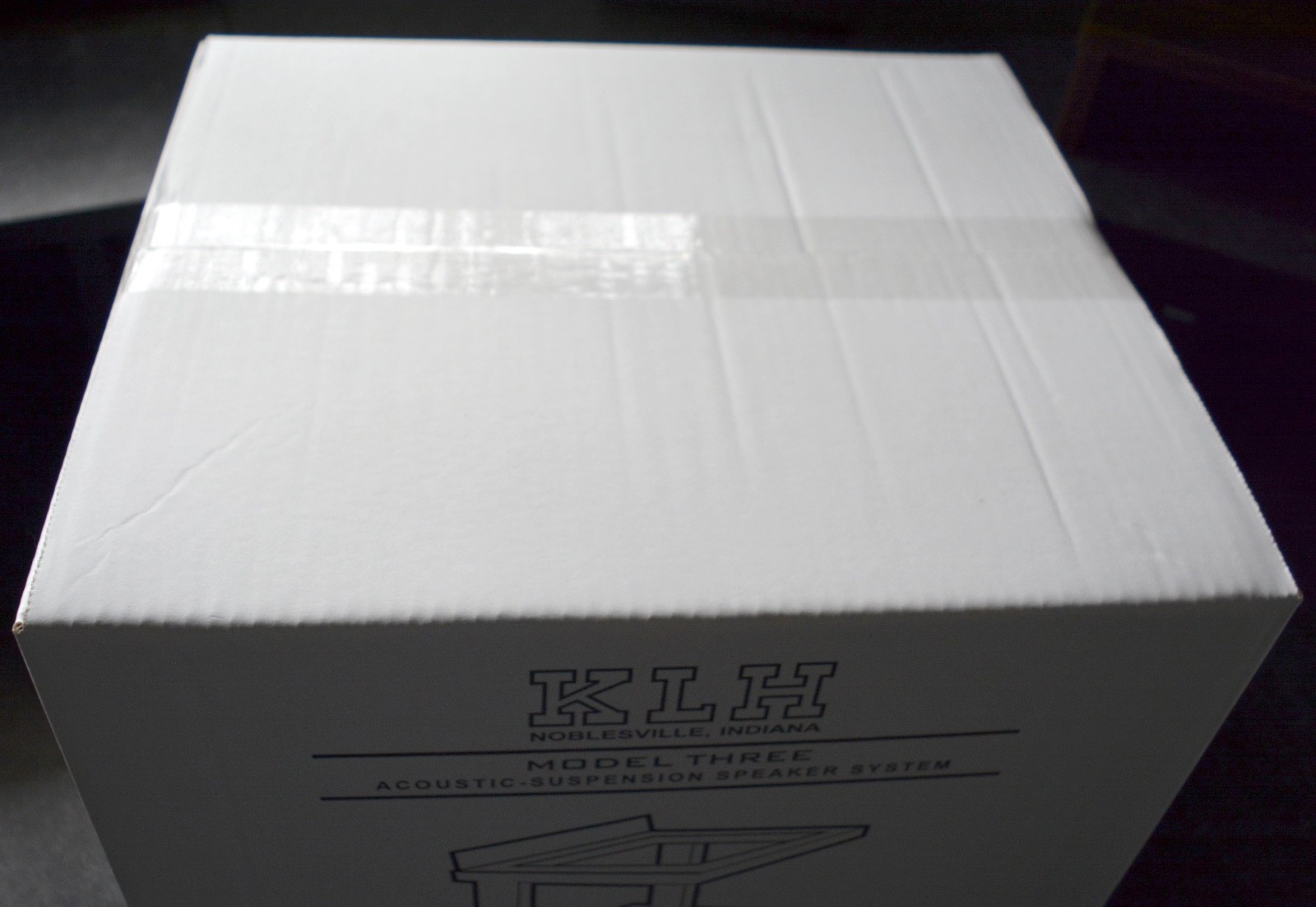 KLH Model Three Slanted Riser Base