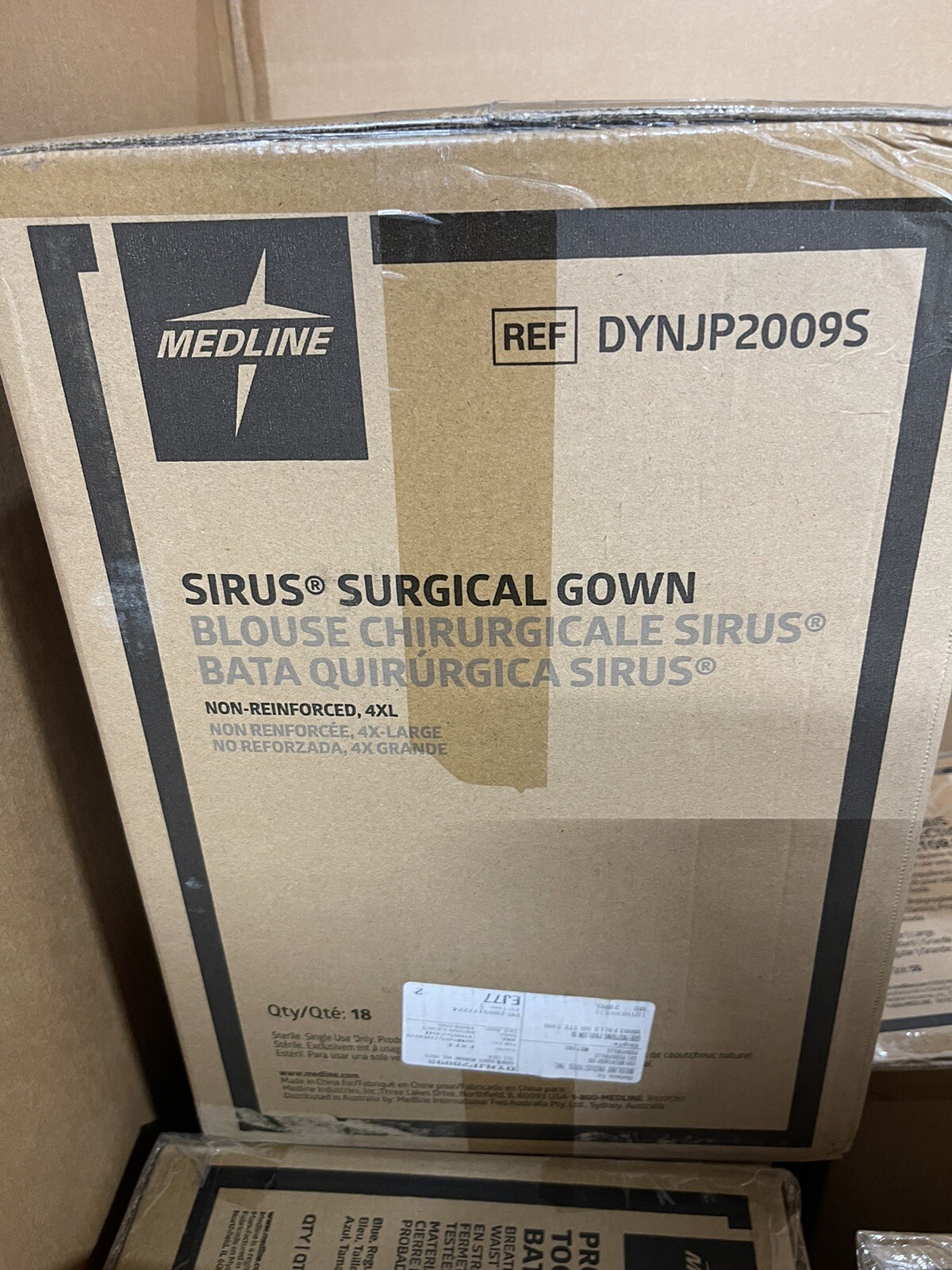 Medline SIRUS Sterile Level 3 Surgical Gown 4XL • DYNJP2009S • Case of 18 - EXP