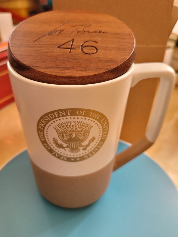 POTUS BIDEN SIG MUG.