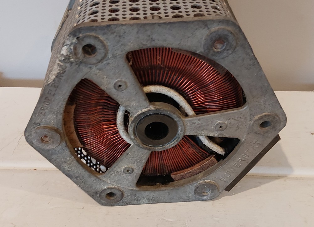 Superior Electric PowerStat Variable Auto Transformer Model 1126