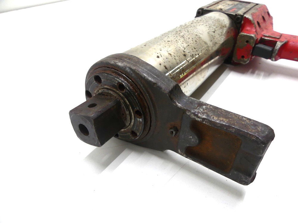 PneuTorque 18033.AUT