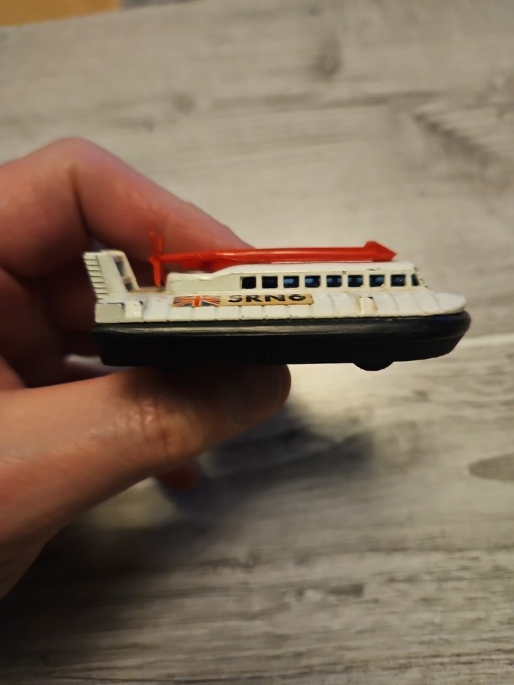 Vintage Matchbox Lesney Hovercraft X 2