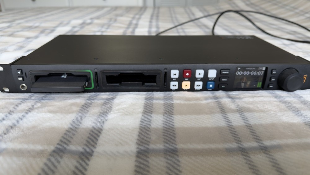 Blackmagic Design HyperDeck Studio HD Pro