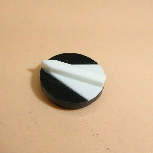 Black / White Pointer Knobs (Lot of 25)