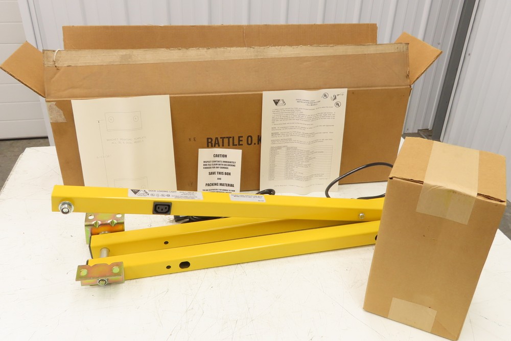 Mars DSDL-60 Tri-Lite Dock Loading Light 60" Reach