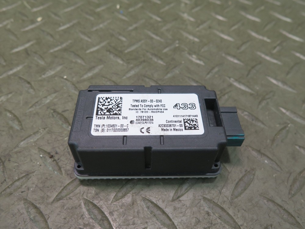 2016-2019 TESLA MODEL S 75D TIRE PRESSURE CONTROL MODULE TPMS UNIT