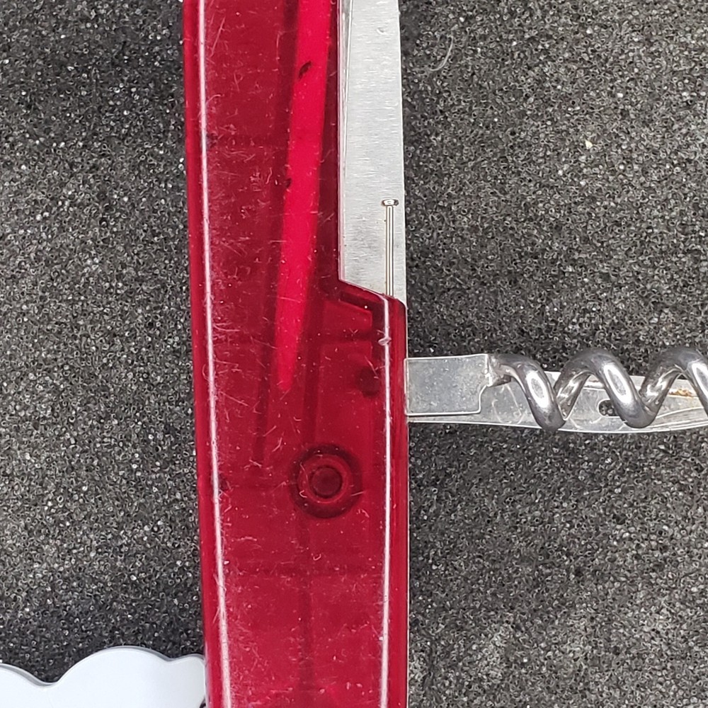 Victorinox Swiss Army Ruby Spartan Lite