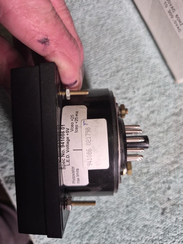 Beede Digital AC Volt Meter No Socket