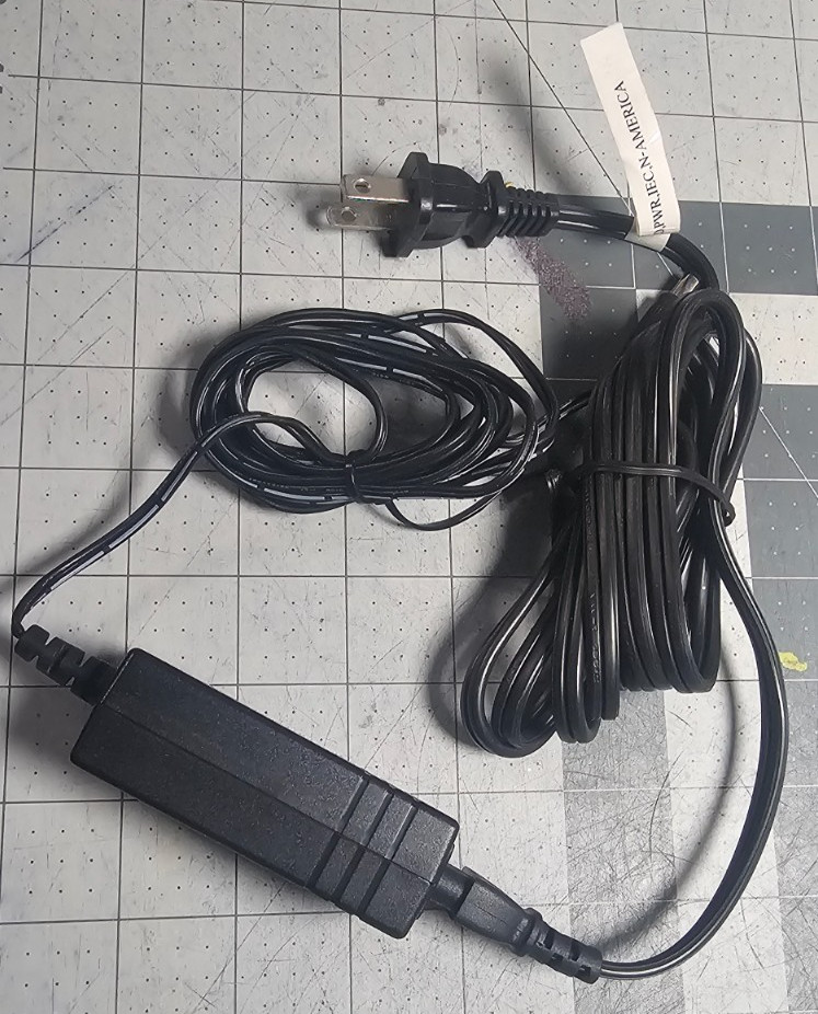 Genuine Polycom Switching Power Supply AC Adapter SPS-12-009