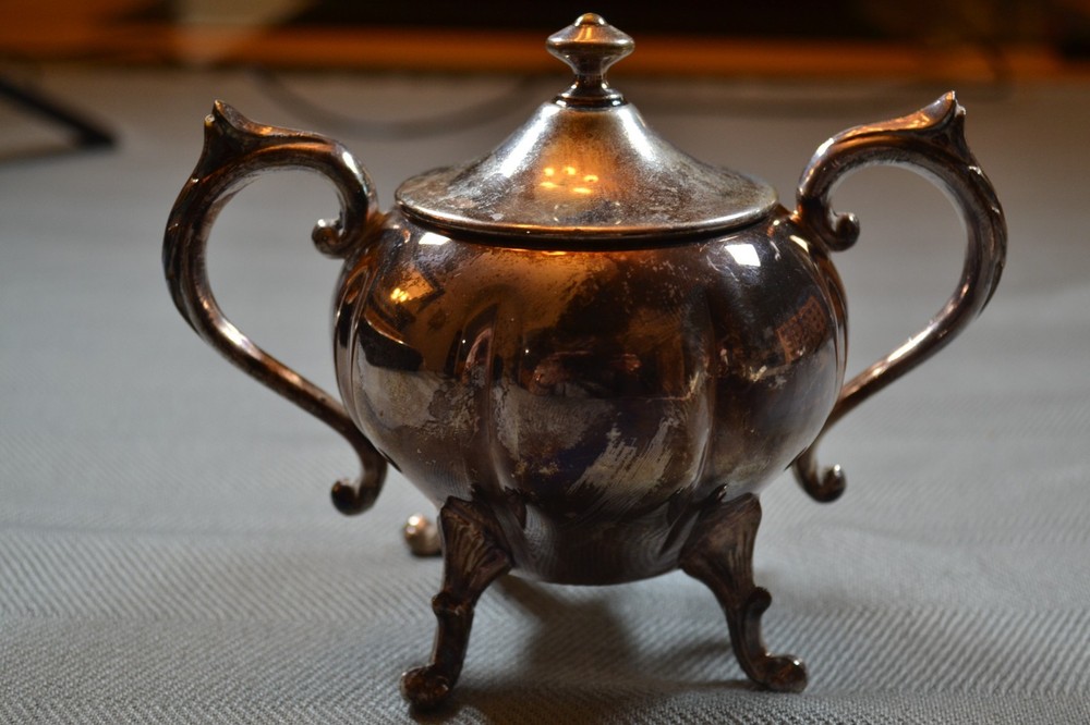 Sheridan Silver Plated Sugar Bowl