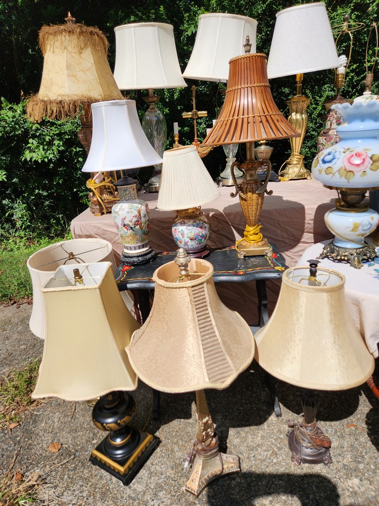 Baroque Style Bronzed Table Lamp