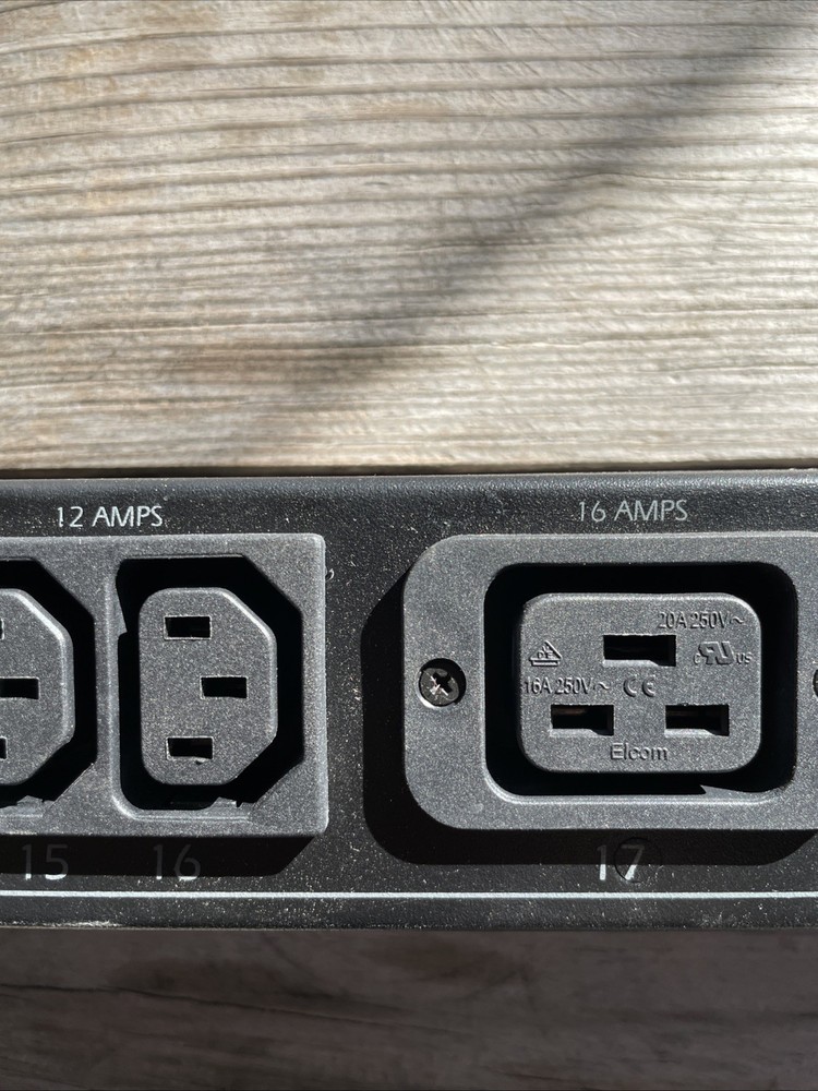 APC AP7541 Rack PDU, Basic, Zero U, 30A, 200/208V, (20)C13 & (4)C19